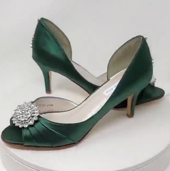 NEW Emerald Green Bridal Pumps - Picture 2 of 4